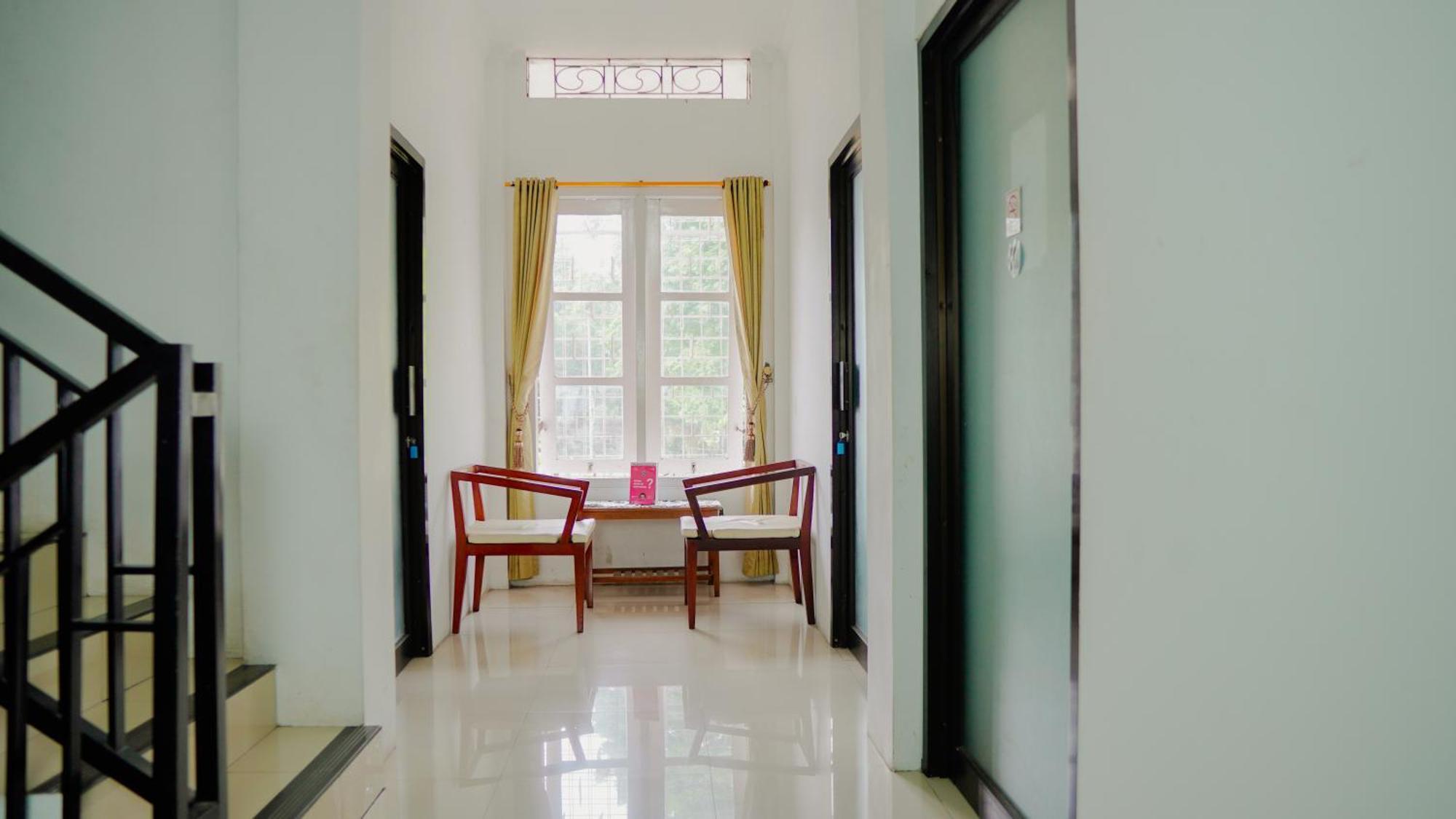 Dormitory Tourism Sritanjung Banyuwangi Banyuwangi  Εξωτερικό φωτογραφία