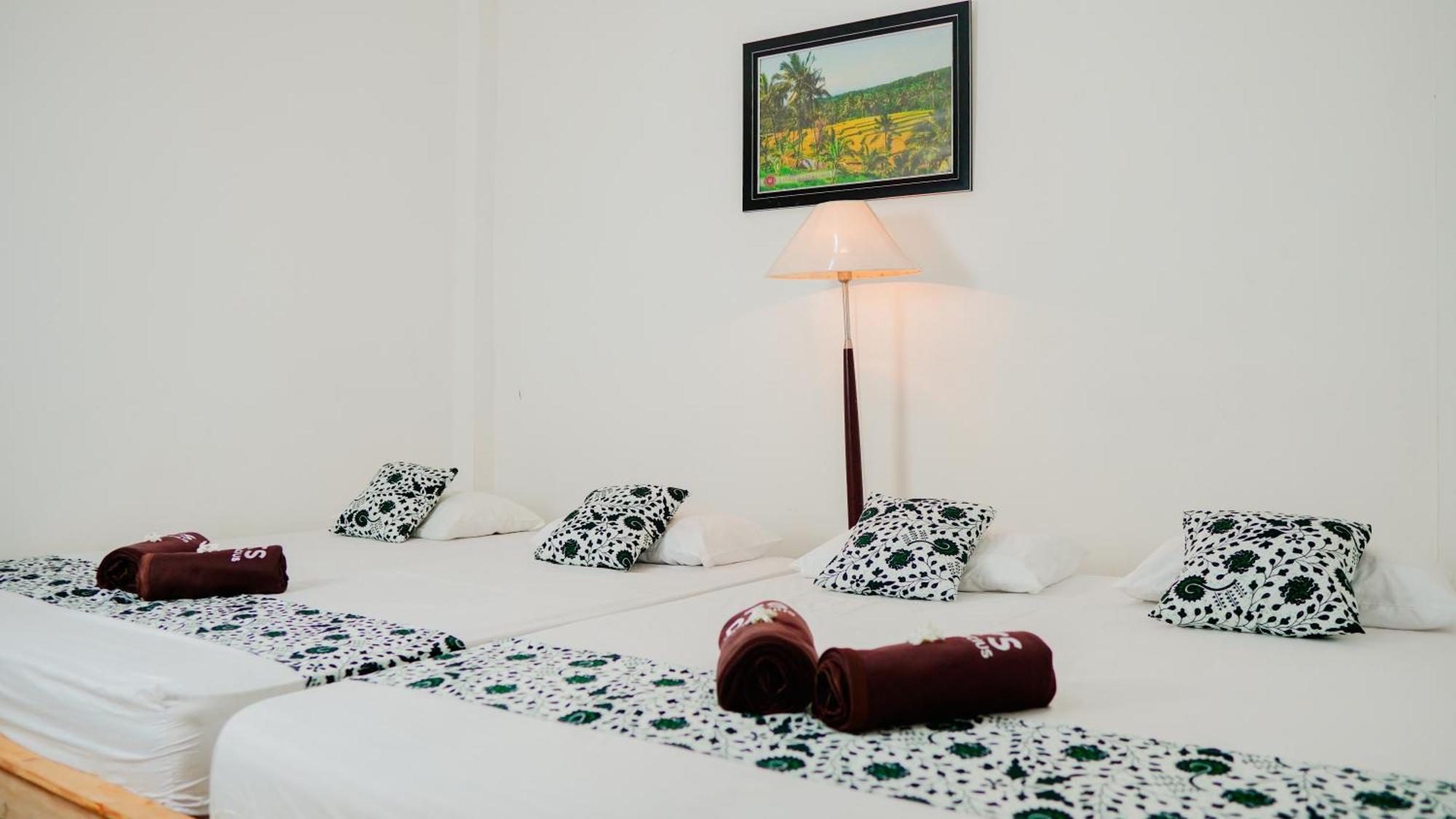 Dormitory Tourism Sritanjung Banyuwangi Banyuwangi  Εξωτερικό φωτογραφία