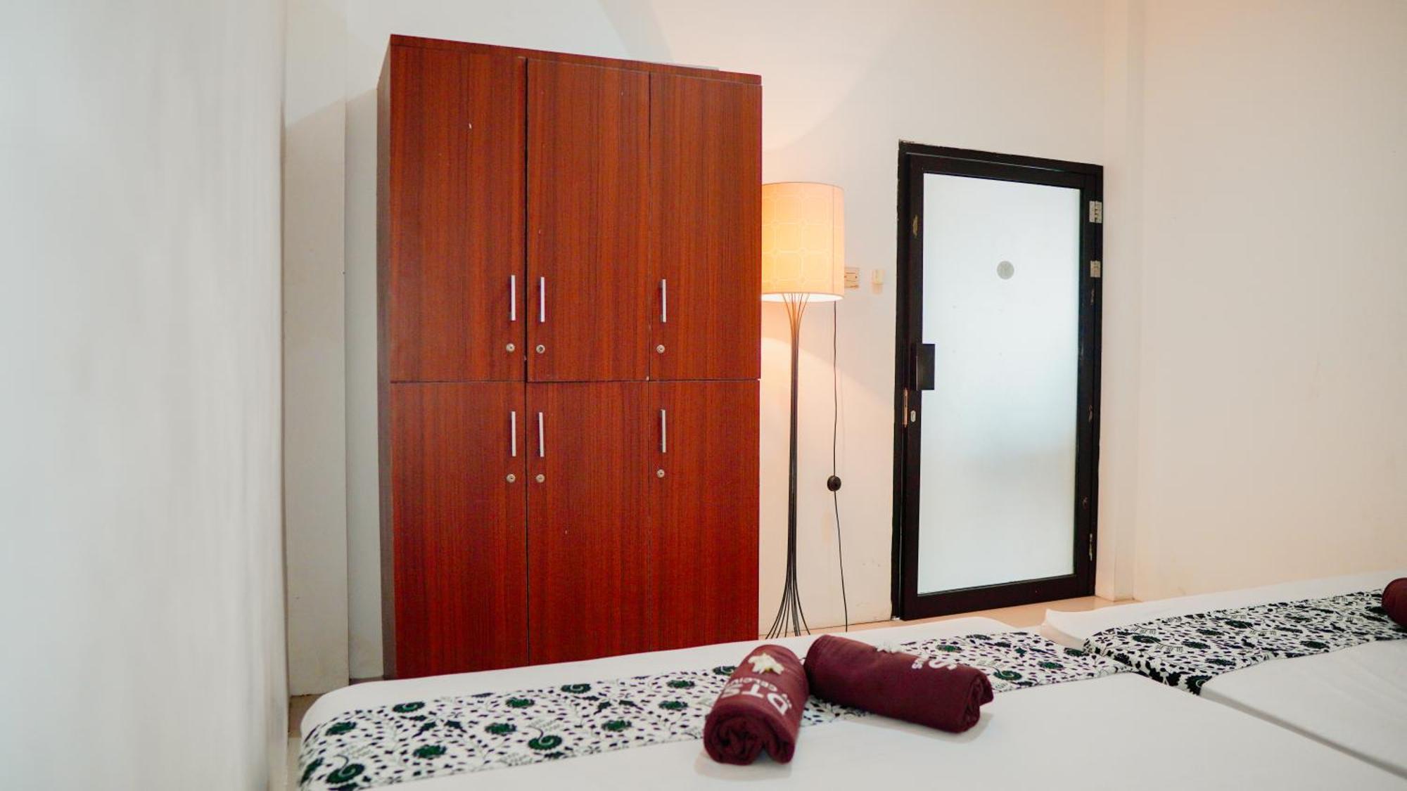 Dormitory Tourism Sritanjung Banyuwangi Banyuwangi  Εξωτερικό φωτογραφία